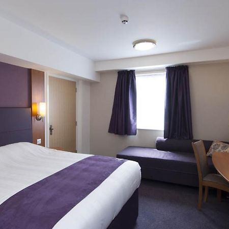 Premier Inn Manchester - Handforth Ngoại thất bức ảnh
